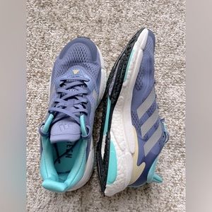 adidas Solar Boost 3  Women’s Athletic Shoes in Lavender with Teal Accents Sz 6